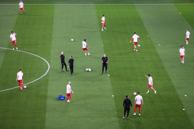 澳超半场：科斯格罗夫梅开二度，奥克兰FC2-1惠灵顿凤凰